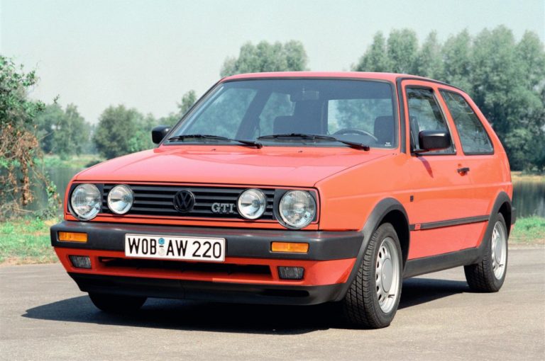 Volkswagen Golf GTI 1976-2020: la storia nelle immagini