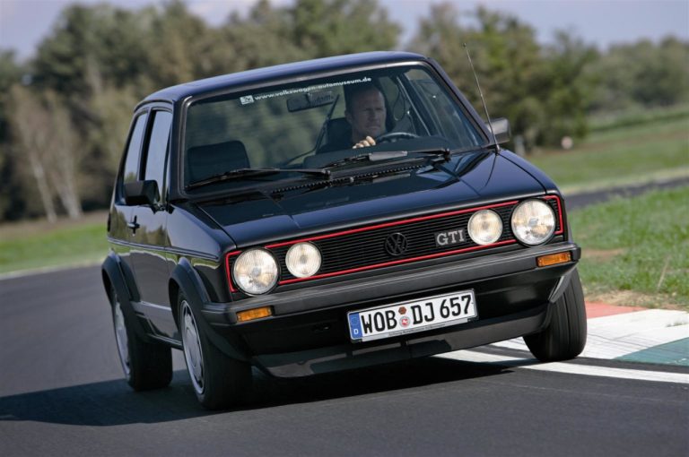 Volkswagen Golf GTI 1976-2020: la storia nelle immagini