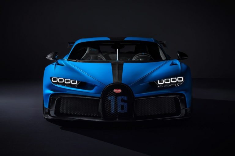 Bugatti Chiron Pur Sport 2020: immagini ufficiali