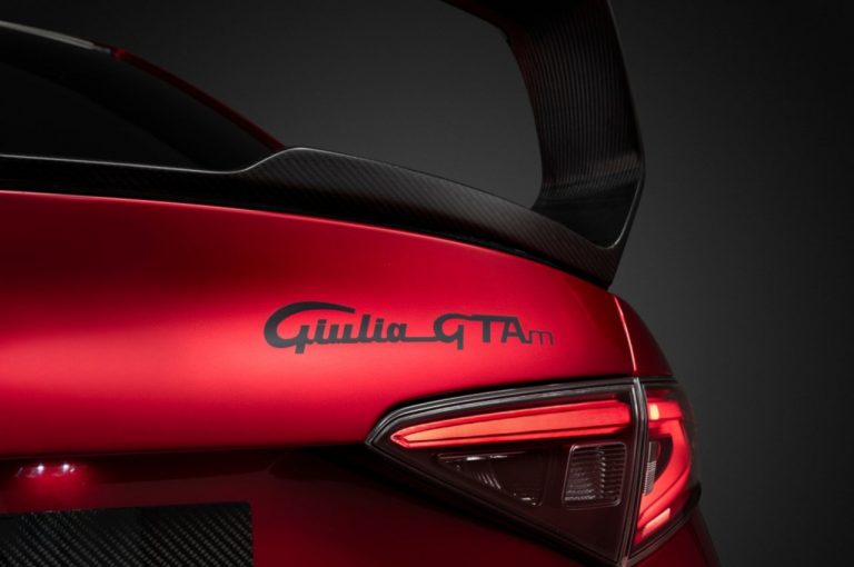 Alfa Romeo Giulia GTA 2020: immagini ufficiali