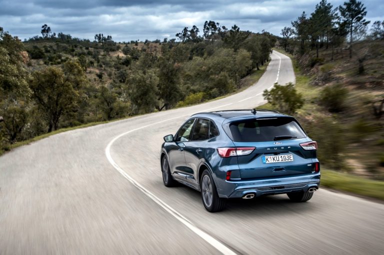 Ford Kuga 2020: immagini ufficiali