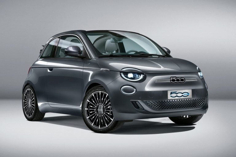 Fiat 500e: immagini ufficiali