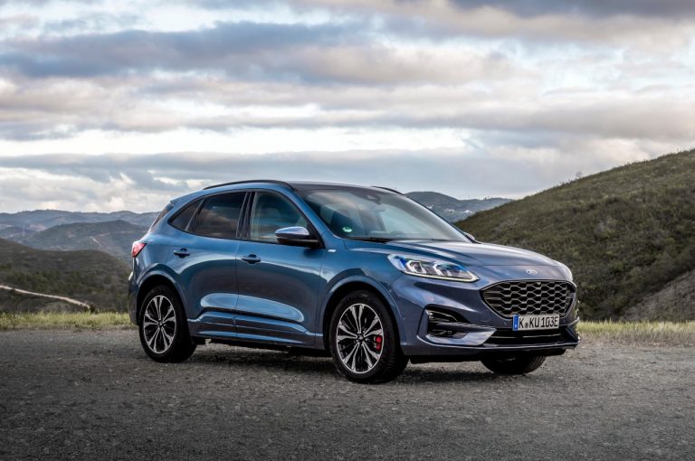 Ford Kuga 2020: immagini ufficiali