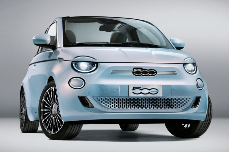 Fiat 500e: immagini ufficiali