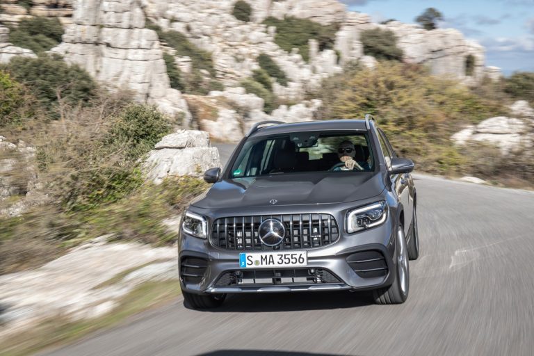Mercedes-AMG GLB 35 4Matic 2020: immagini ufficiali