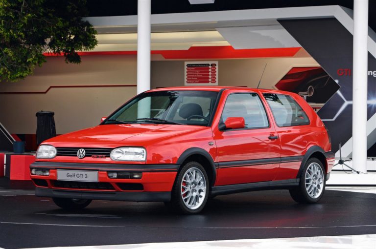 Volkswagen Golf GTI 1976-2020: la storia nelle immagini