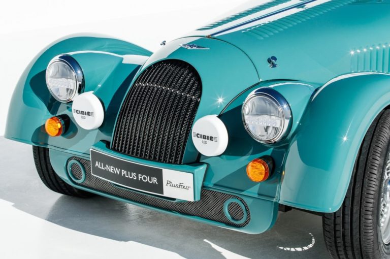 Morgan Plus Four 2020: immagini ufficiali
