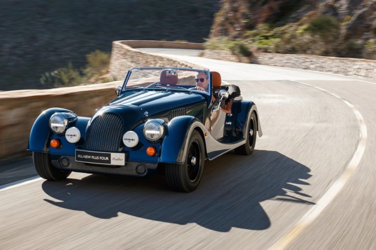 Morgan Plus Four 2020: immagini ufficiali
