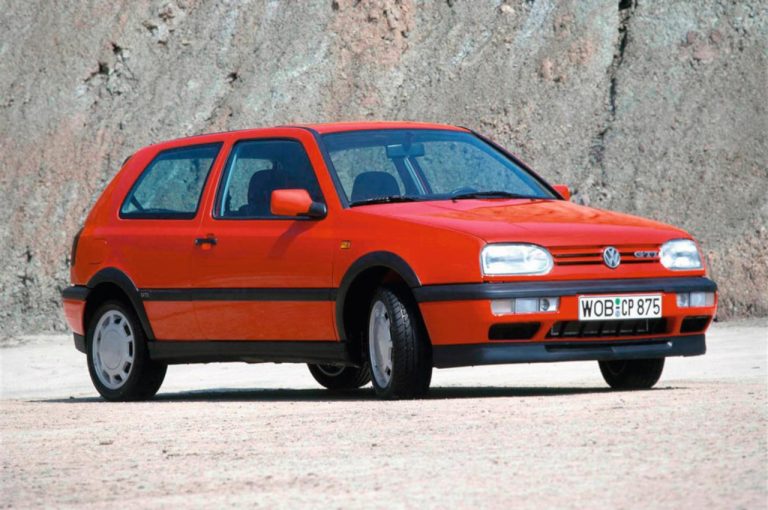 Volkswagen Golf GTI 1976-2020: la storia nelle immagini