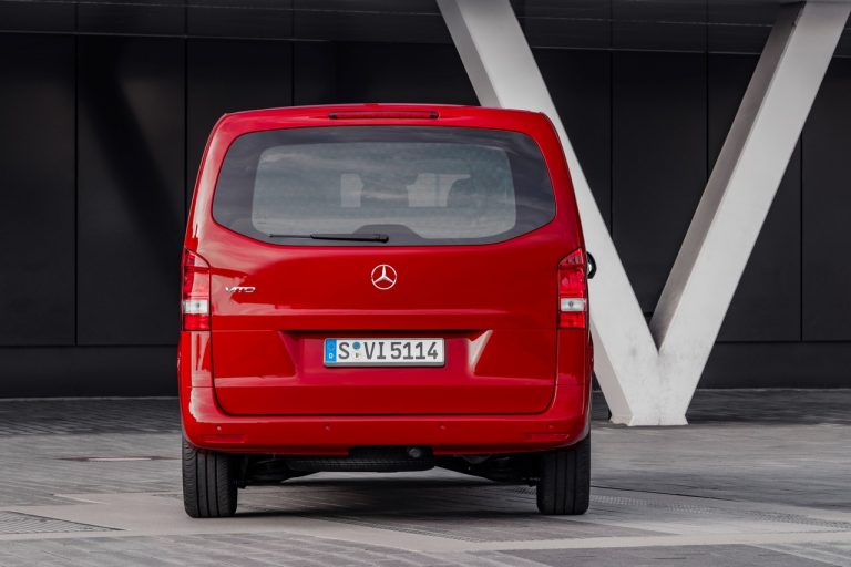 Mercedes Vito ed eVito Tourer 2020: immagini ufficiali