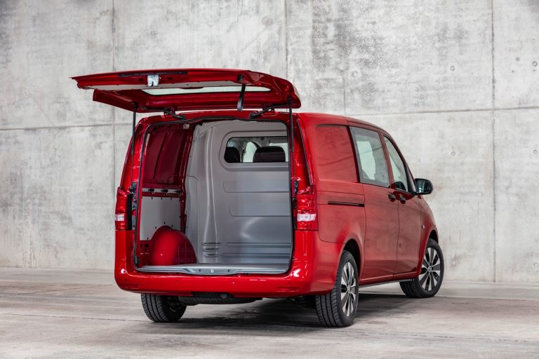 Mercedes Vito ed eVito Tourer 2020: immagini ufficiali