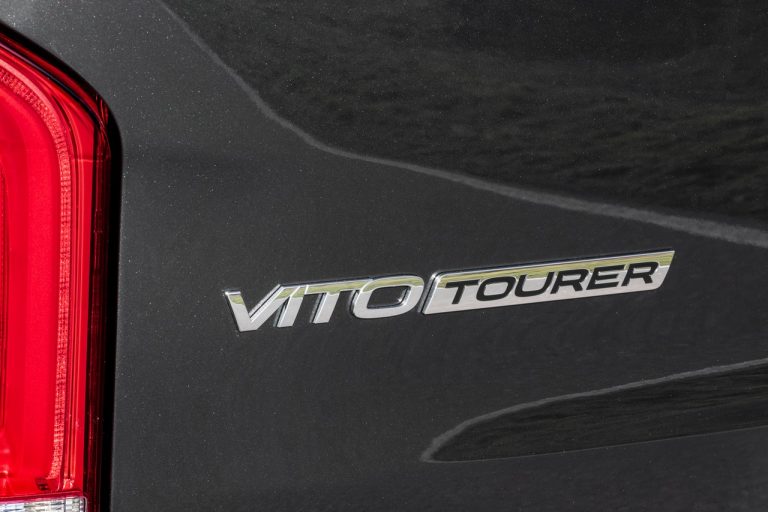 Mercedes Vito ed eVito Tourer 2020: immagini ufficiali
