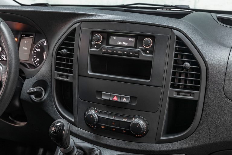 Mercedes Vito ed eVito Tourer 2020: immagini ufficiali