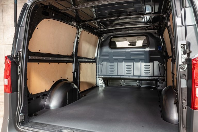 Mercedes Vito ed eVito Tourer 2020: immagini ufficiali