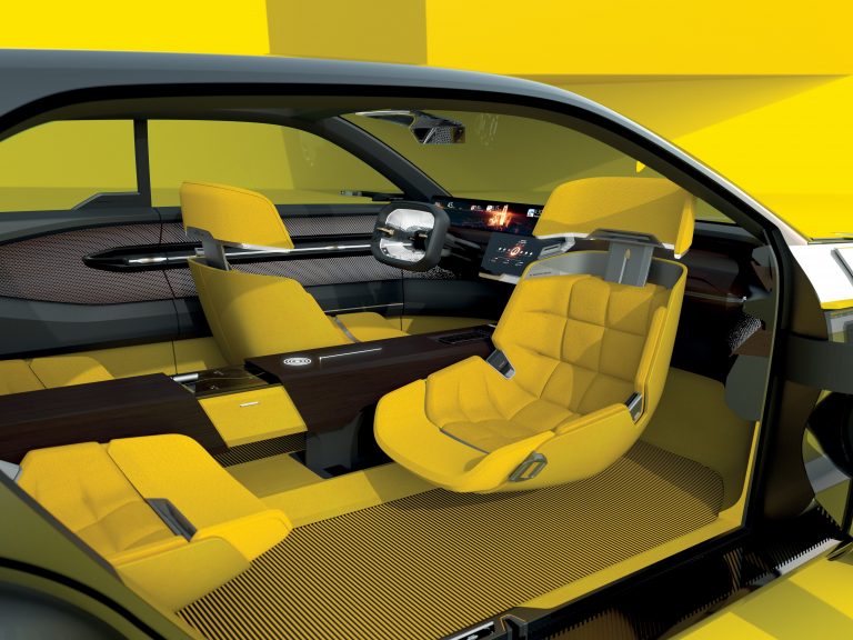 Renault Morphoz: le immagini ufficiali