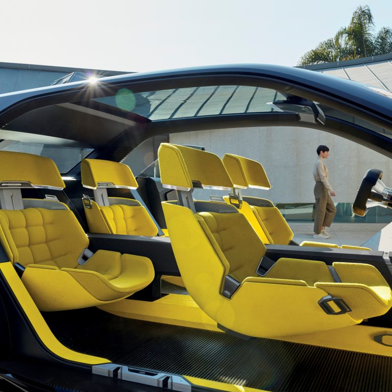 Renault Morphoz: le immagini ufficiali