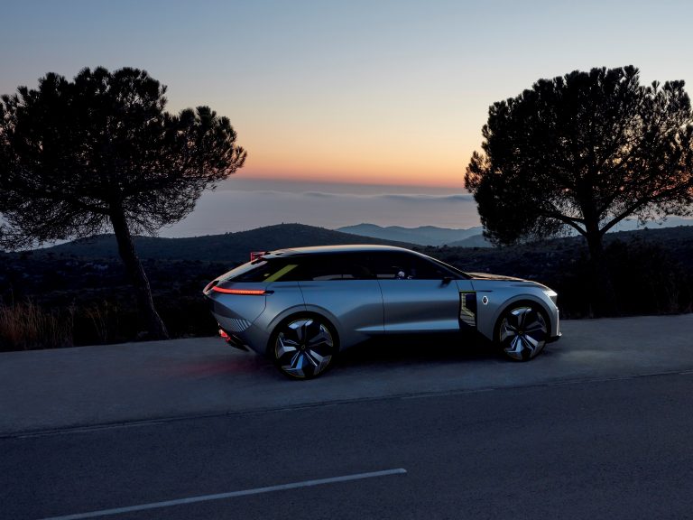 Renault Morphoz: le immagini ufficiali