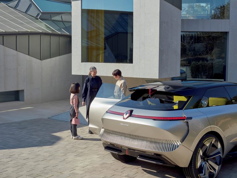 Renault Morphoz: le immagini ufficiali