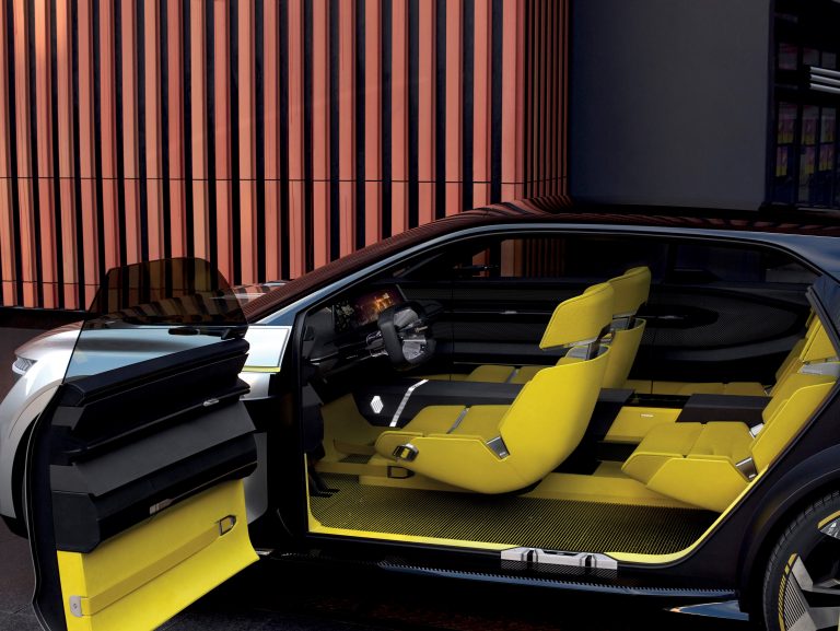 Renault Morphoz: le immagini ufficiali