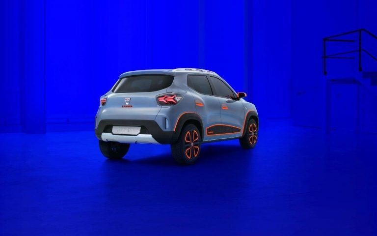 Dacia Springs: immagini ufficiali