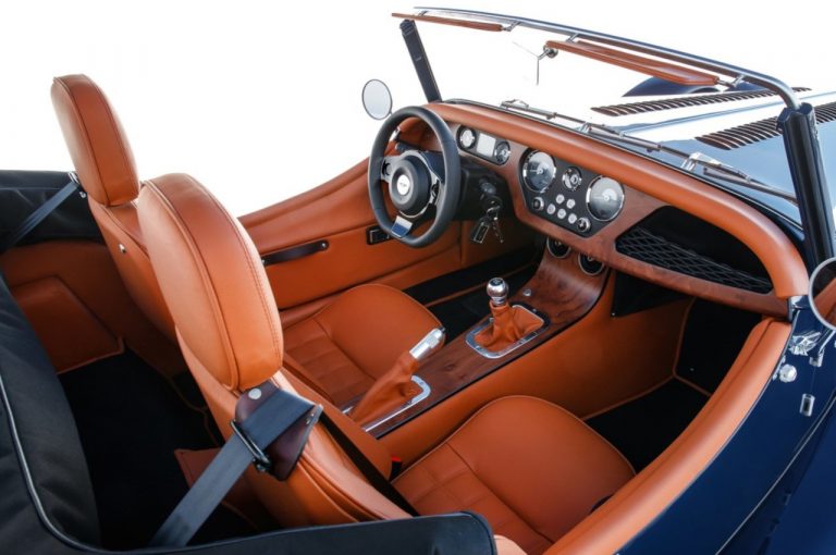 Morgan Plus Four 2020: immagini ufficiali