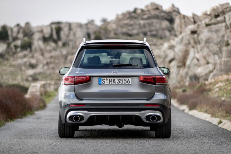Mercedes-AMG GLB 35 4Matic 2020: immagini ufficiali