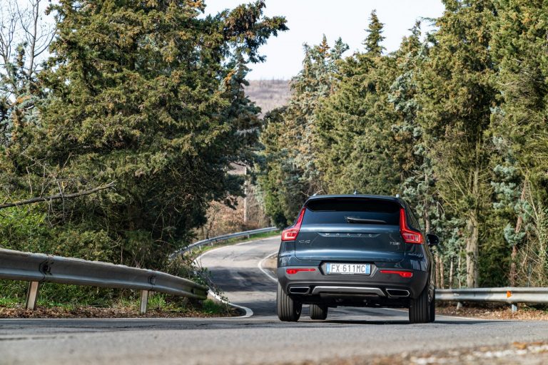 Volvo XC40 Recharge T5 Plug-in Hybrid: immagini ufficiali