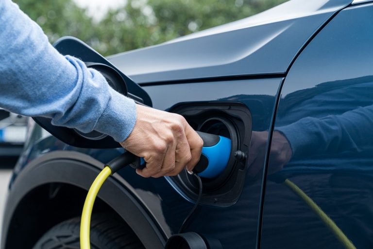Volvo XC40 Recharge T5 Plug-in Hybrid: immagini ufficiali