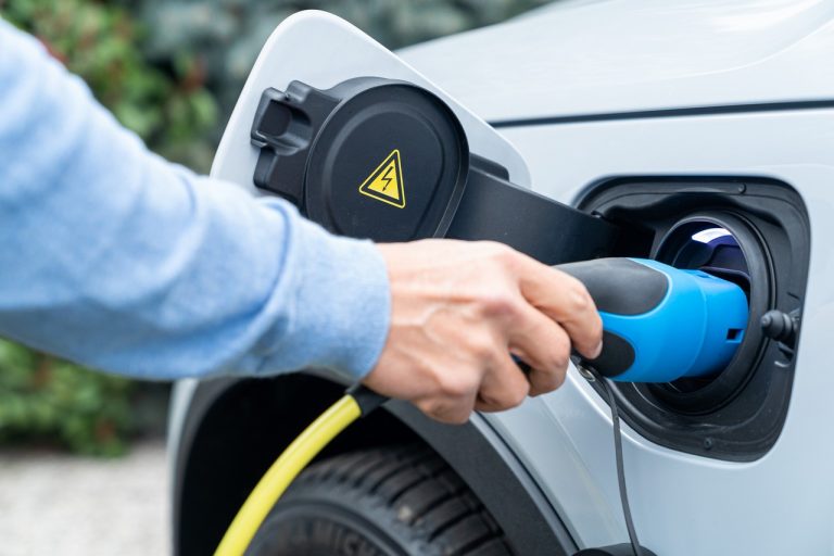 Volvo XC40 Recharge T5 Plug-in Hybrid: immagini ufficiali