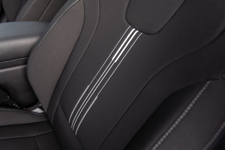 Hyundai Elantra 2021: immagini ufficiali