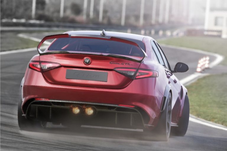 Alfa Romeo Giulia GTA 2020: immagini ufficiali