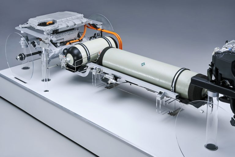 BMW i Hydrogen NEXT, la tecnologia powertrain fuel cell: immagini ufficiali