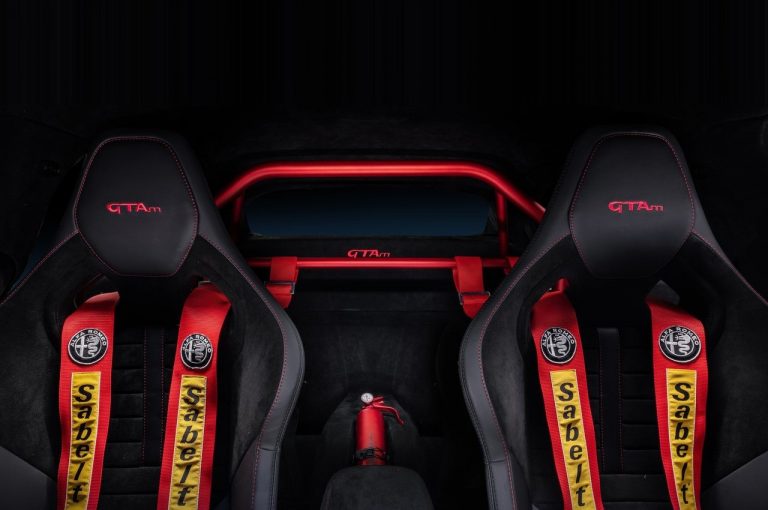 Alfa Romeo Giulia GTA 2020: immagini ufficiali