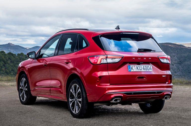 Ford Kuga 2020: immagini ufficiali
