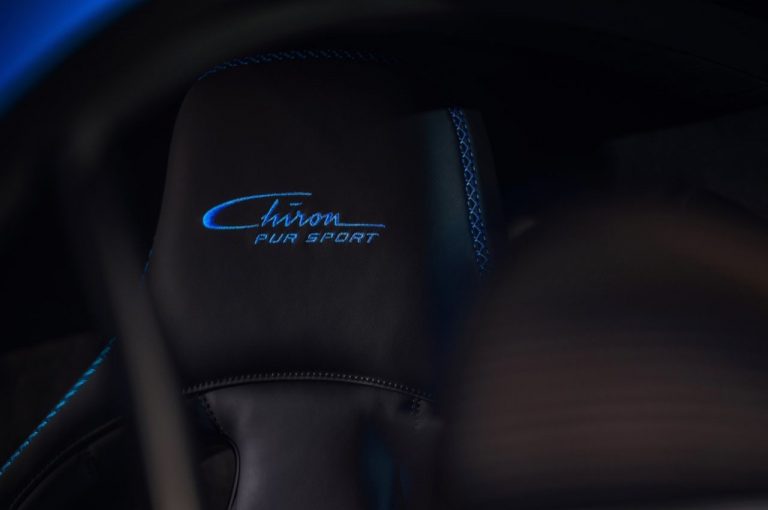 Bugatti Chiron Pur Sport 2020: immagini ufficiali