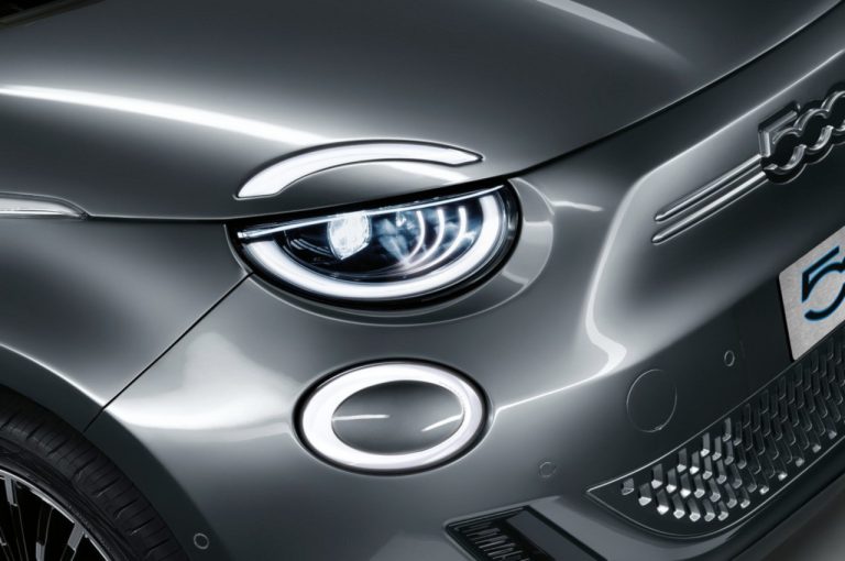 Fiat 500e: immagini ufficiali