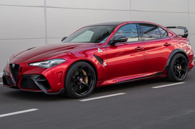 Alfa Romeo Giulia GTA 2020: immagini ufficiali