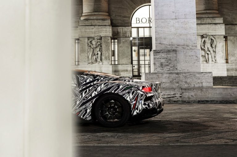Maserati MC80: immagini ufficiali dei test su strada a Milano