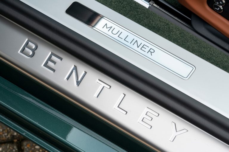 Bentley Continental GT Convertible Equestrian Edition 2020: immagini ufficiali