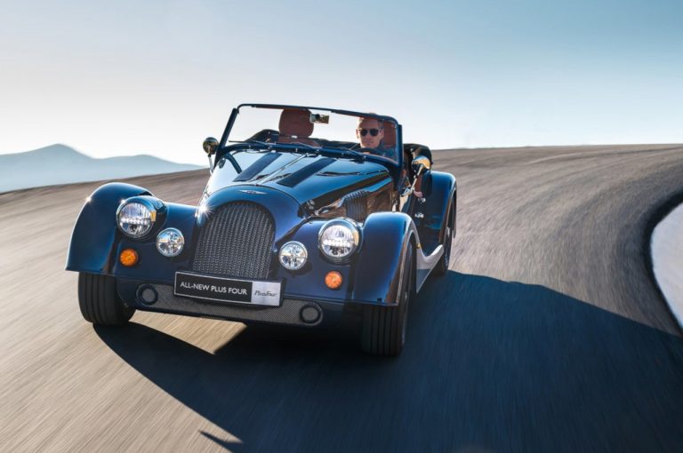 Morgan Plus Four 2020: immagini ufficiali