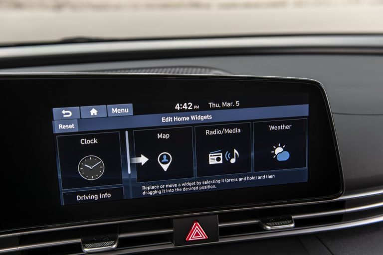 Hyundai Elantra 2021: immagini ufficiali