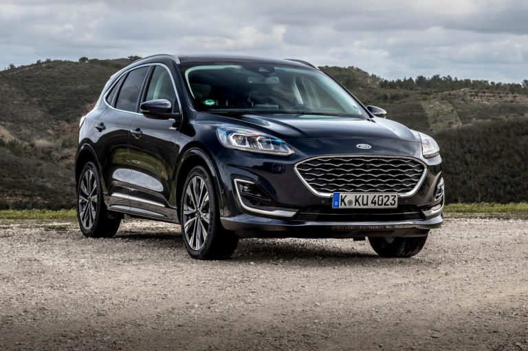 Ford Kuga 2020: immagini ufficiali
