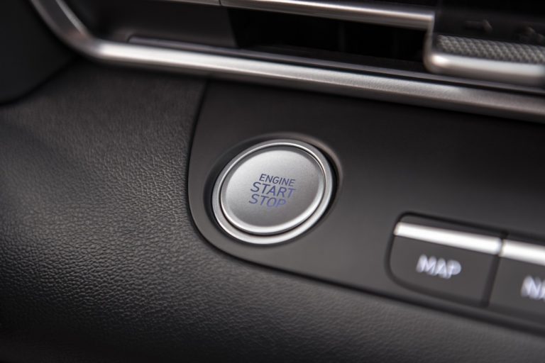Hyundai Elantra 2021: immagini ufficiali