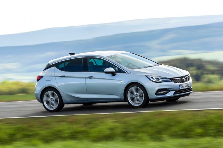 Opel Astra 2020: nuove immagini ufficiali
