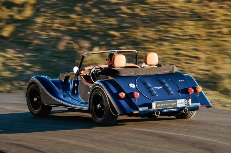 Morgan Plus Four 2020: immagini ufficiali