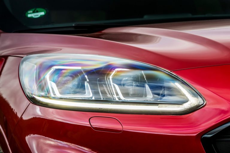 Ford Kuga 2020: immagini ufficiali