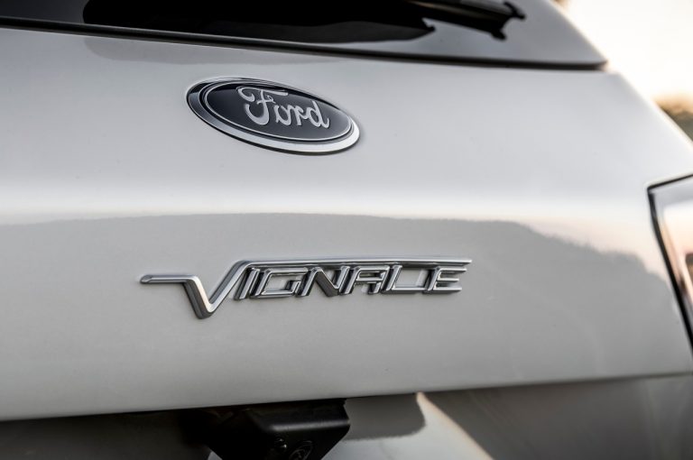 Ford Kuga 2020: immagini ufficiali