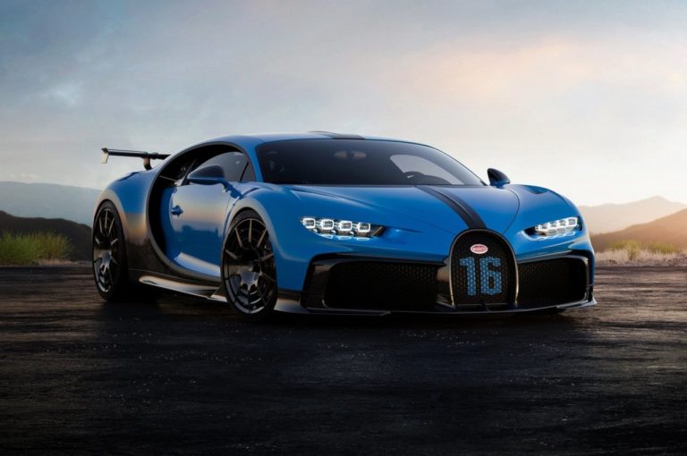 Bugatti Chiron Pur Sport 2020: immagini ufficiali