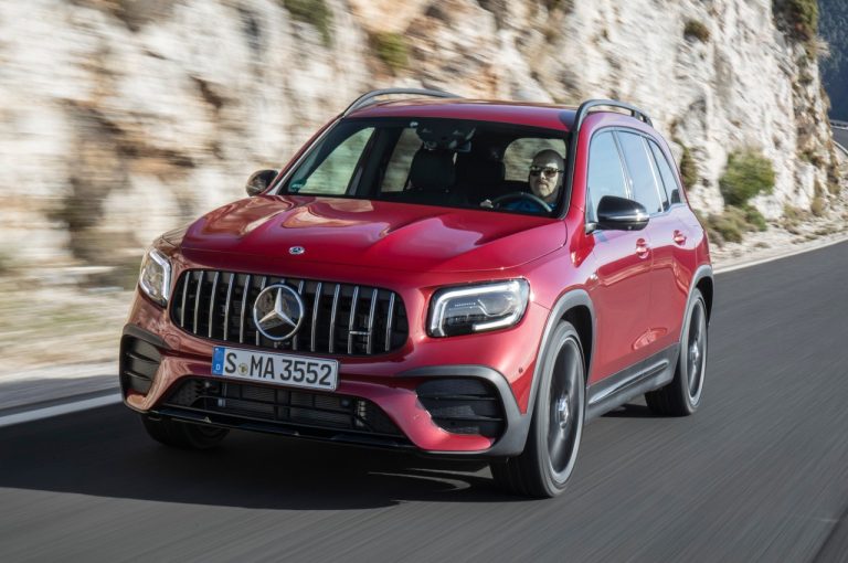 Mercedes-AMG GLB 35 4Matic 2020: immagini ufficiali