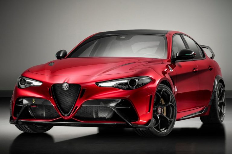 Alfa Romeo Giulia GTA 2020: immagini ufficiali